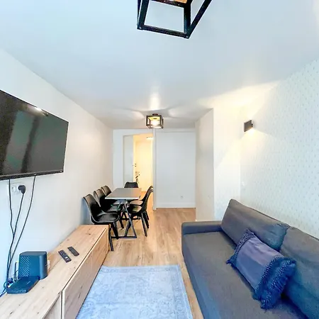 12 - Faubourg Bail Mobilite * Parijs